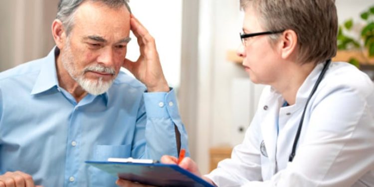 Is memory loss a major sign of Alzheimer’s disease? Experts advise when to get assistance.