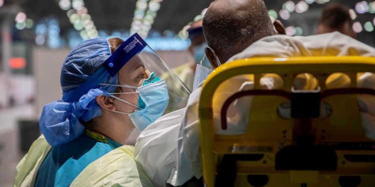 This summer, there might be a rise in COVID cases. Thus, many people shouldn’t be concerned, according to experts.