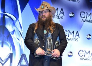 Top 10 Musicians that took CMA Awards