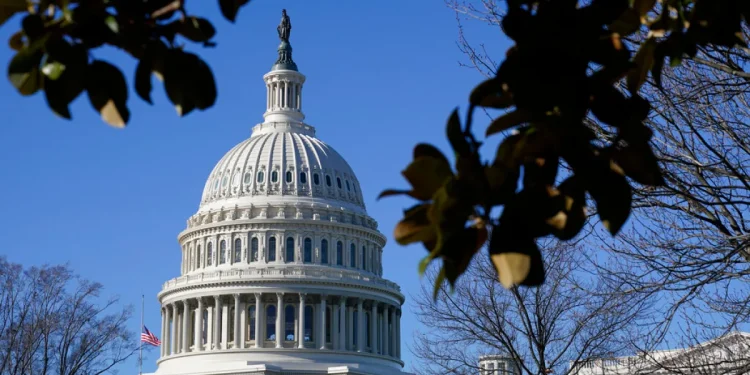 US Congress Passes Massive Defense Bill Including Ukraine Aid